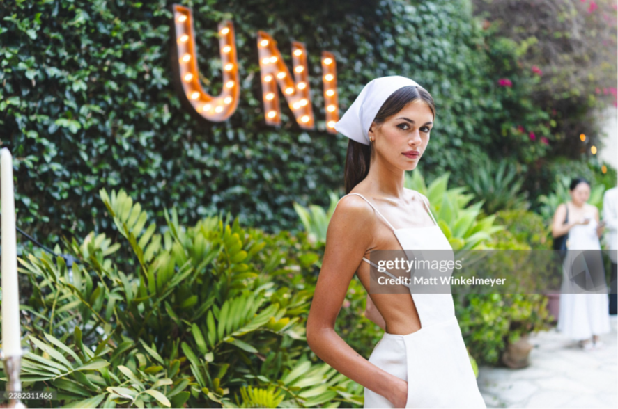 Kaia Gerber, îmbrăcată în Calvin Klein Collection la petrecerea Summer Uni Party