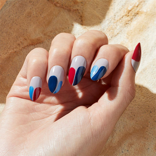 polka dot manicure