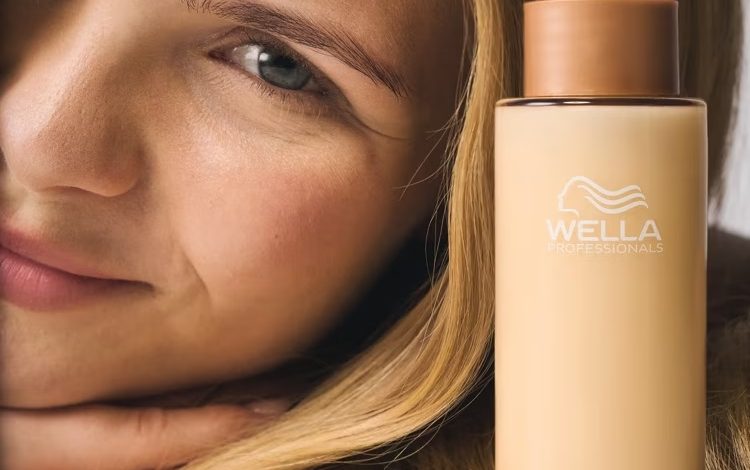 Netezire oricând, oriunde: noul 24/7 Silky Milk de la Wella Professionals aduce controlul firelor rebele într-un singur gest