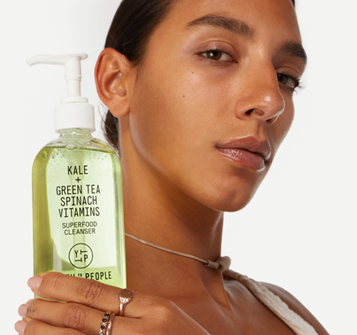De la superalimente la microdart: trei gesturi care schimbă jocul în beauty