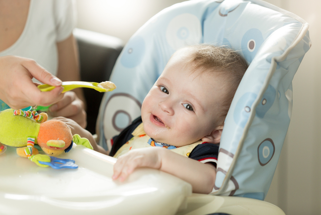 Copiii selectivi: strategii care funcționează cu adevărat pentru acceptarea alimentelor noi