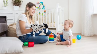 7 activități Montessori simple: pentru bebeluși între 3 și 6 luni