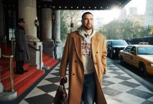 TOMMY HILFIGER ÎI INVITĂ PE TRAVIS KELCE ȘI PRIETENII SĂI LA THE PLAZA, ÎN UNIVERSUL SĂU NEW YORKEZ, PENTRU TOAMNA 2026