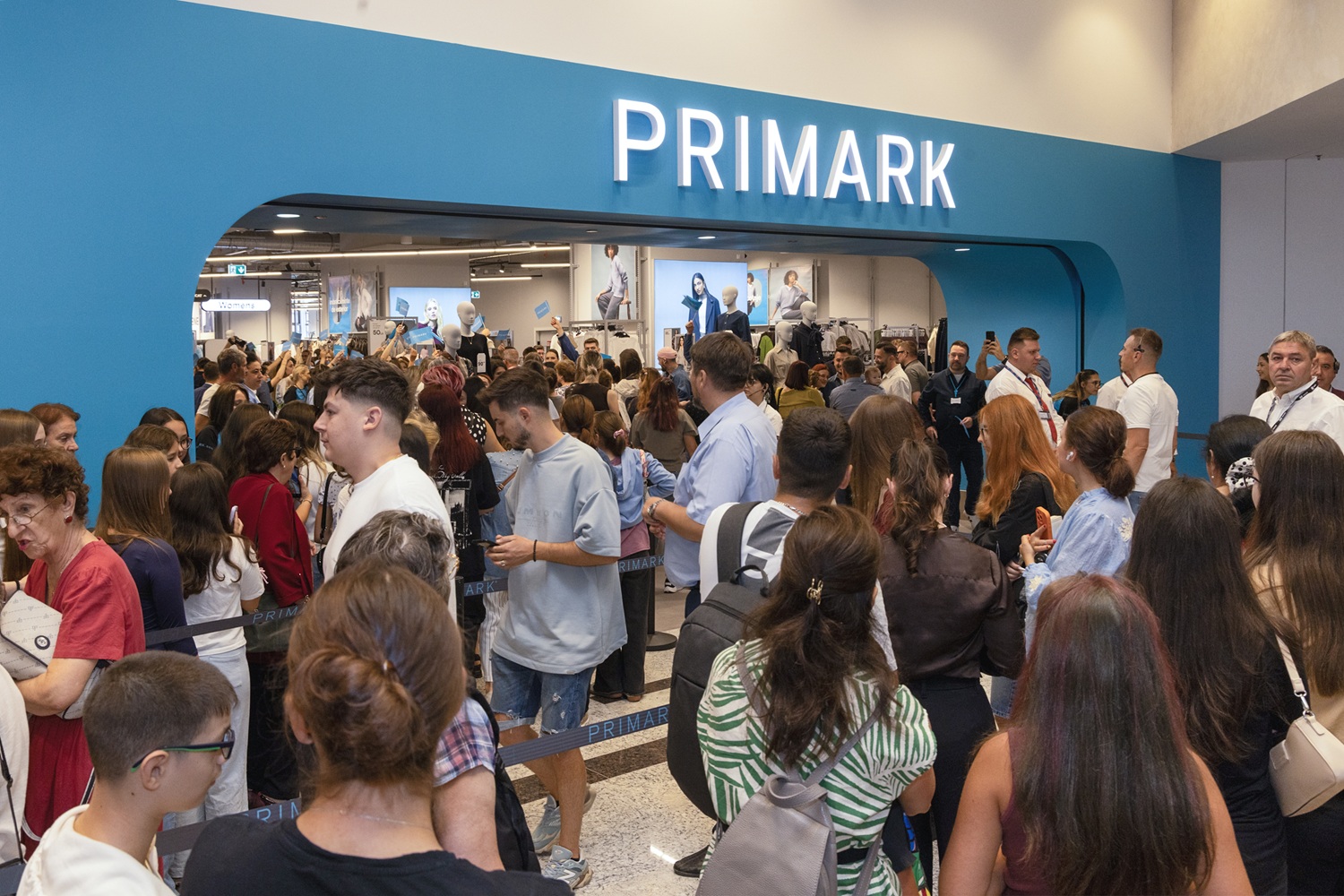 PRIMARK A DESCHIS PRIMUL MAGAZIN DIN IAȘI, ÎN URMA UNEI INVESTIȚII DE 10 MILIOANE DE EURO