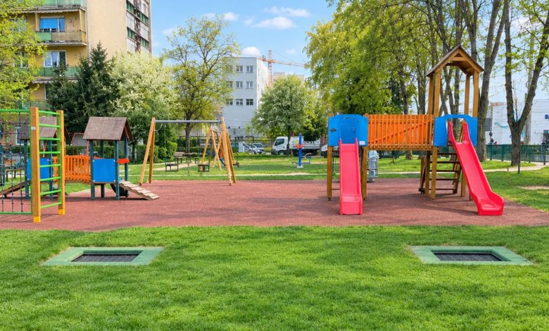 Urban Market a finalizat furnizarea și montajul a 10 trambuline de exterior în municipiul Satu Mare